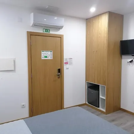 בית הארחה Girassol - - Com Casa De Banho Privativa קאסטלו בראנקו