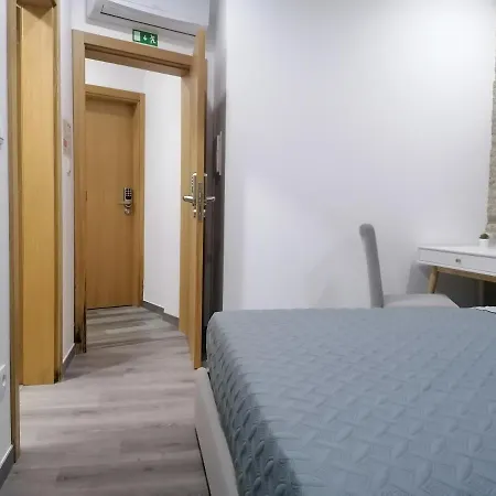 Girassol - - Com Casa De Banho Privativa בית הארחה קאסטלו בראנקו