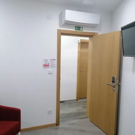 Girassol - - Com Casa De Banho Privativa קאסטלו בראנקו