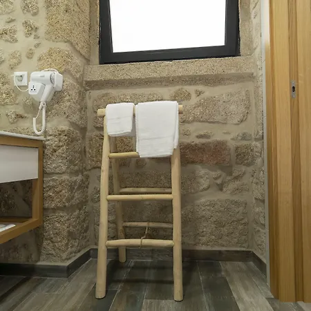 Girassol - - Com Casa De Banho Privativa בית הארחה קאסטלו בראנקו