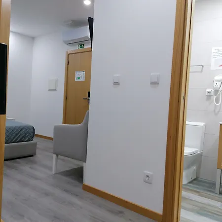 Girassol - - Com Casa De Banho Privativa 4* Castelo Branco (Centro)
