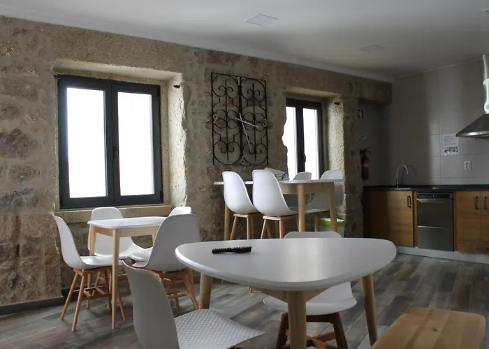 Girassol - - Com Casa De Banho Privativa 3* Castelo Branco (Centro)