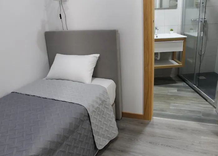 Casa de hóspedes Girassol - - Com Casa De Banho Privativa 3*