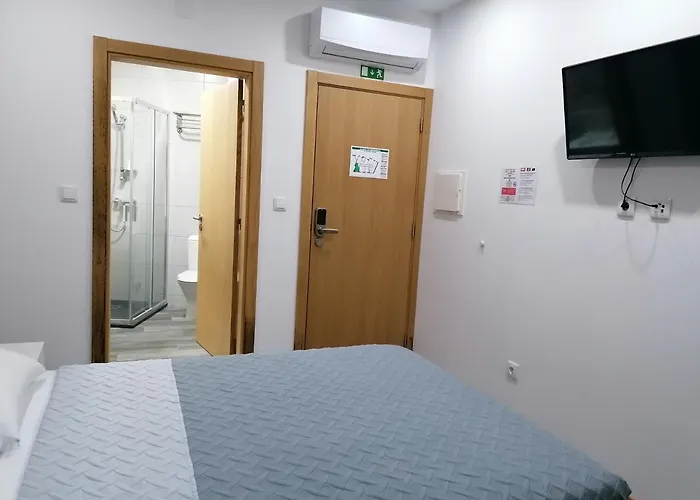 Girassol - - Com Casa De Banho Privativa Casa de hóspedes Castelo Branco (Centro)