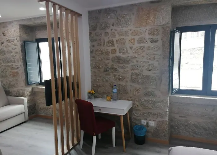 Casa de hóspedes Girassol - - Com Casa De Banho Privativa 3*