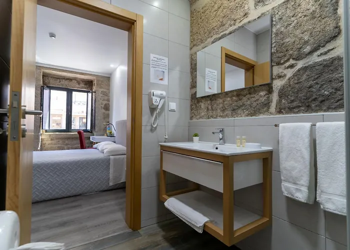 Casa de hóspedes Girassol - - Com Casa De Banho Privativa 3*